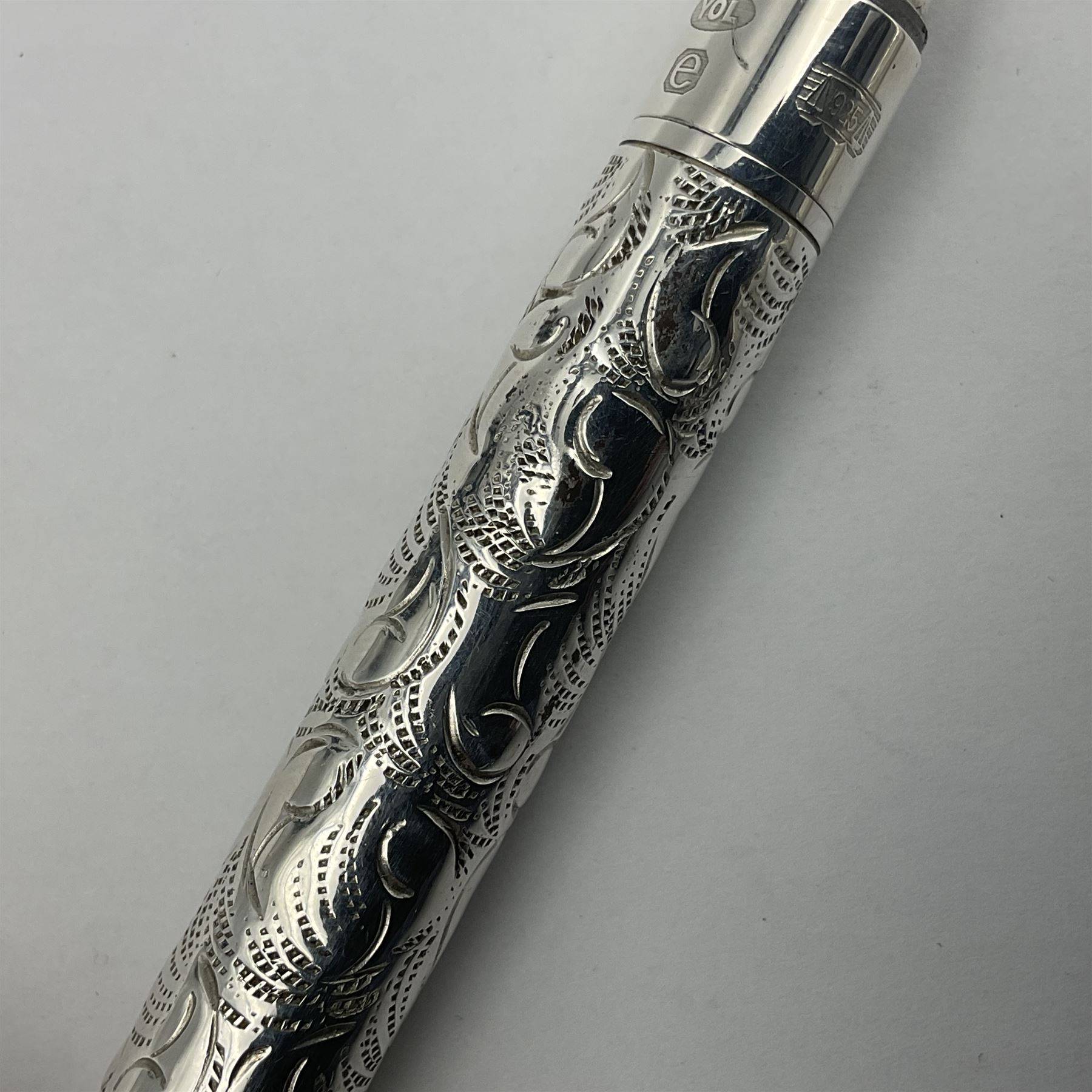 Silver Yard-o-Led Viceroy ballpoint pen, the foliate engraved barrel and cap hallmarked Birmingham 2004 and stamped 925, L11cm