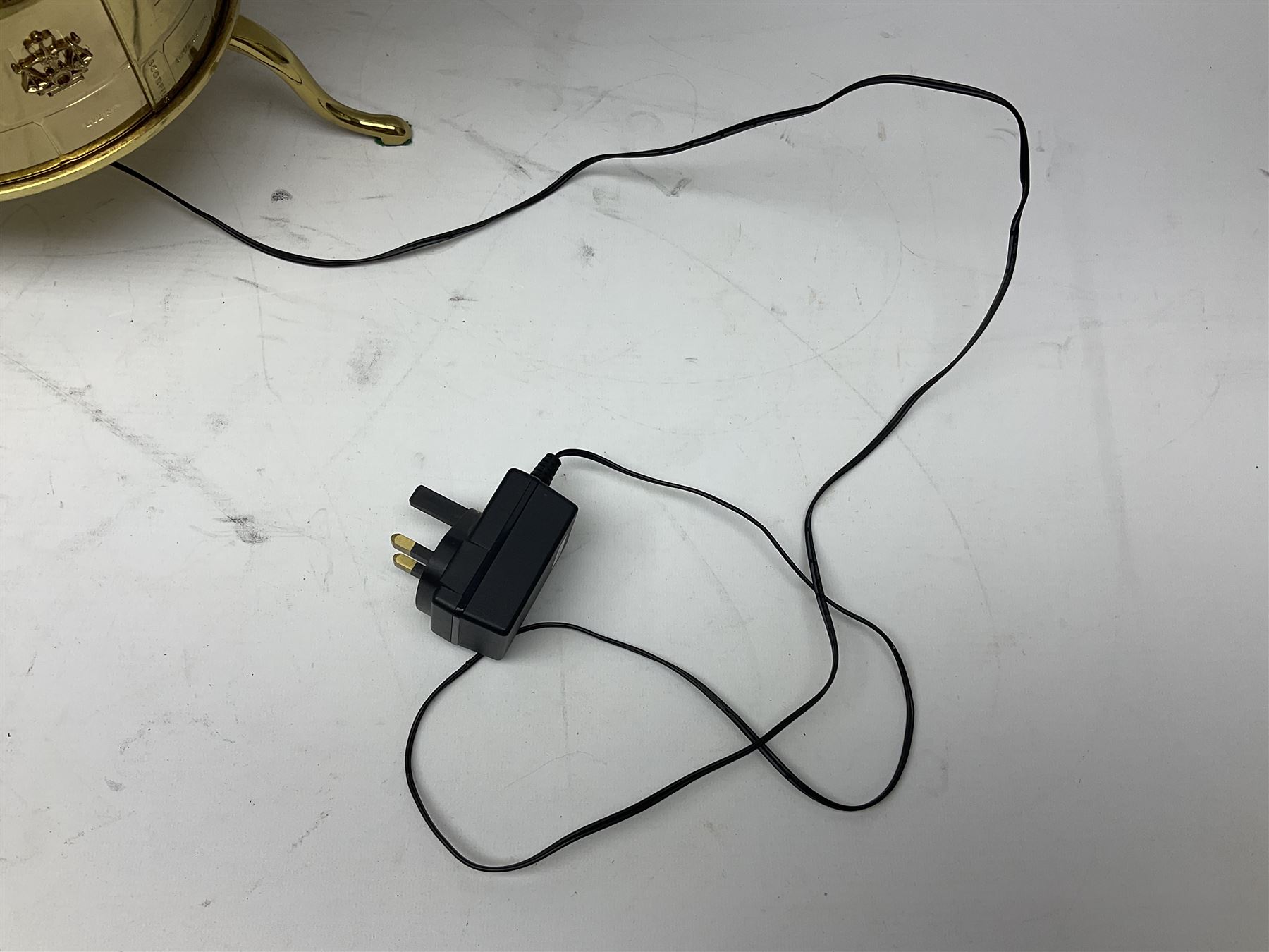 Modern kit-built brass working Tellurion, de-luxe model with astrological signs and illuminated sun H33cm; with set of fifty-two construction periodicals