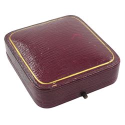 Edwardian 15ct gold pearl flower brooch, with detachable pendant setting, in fitted velvet and silk lined box