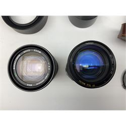 Collection of cameras and equipment, to include Minolta Dynax 2xi, Praktica MTL5B,  Ilford Vario, 'Sunactinon Auto Zoom 1:4.5 f=80-200mm' lens, 'Miranda 35-70mm 1:3.5-4.5 MC Macro' lens etc