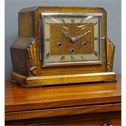  Art Deco period oak cased mantel clock, twin train movement chiming on rods, H24cm  
