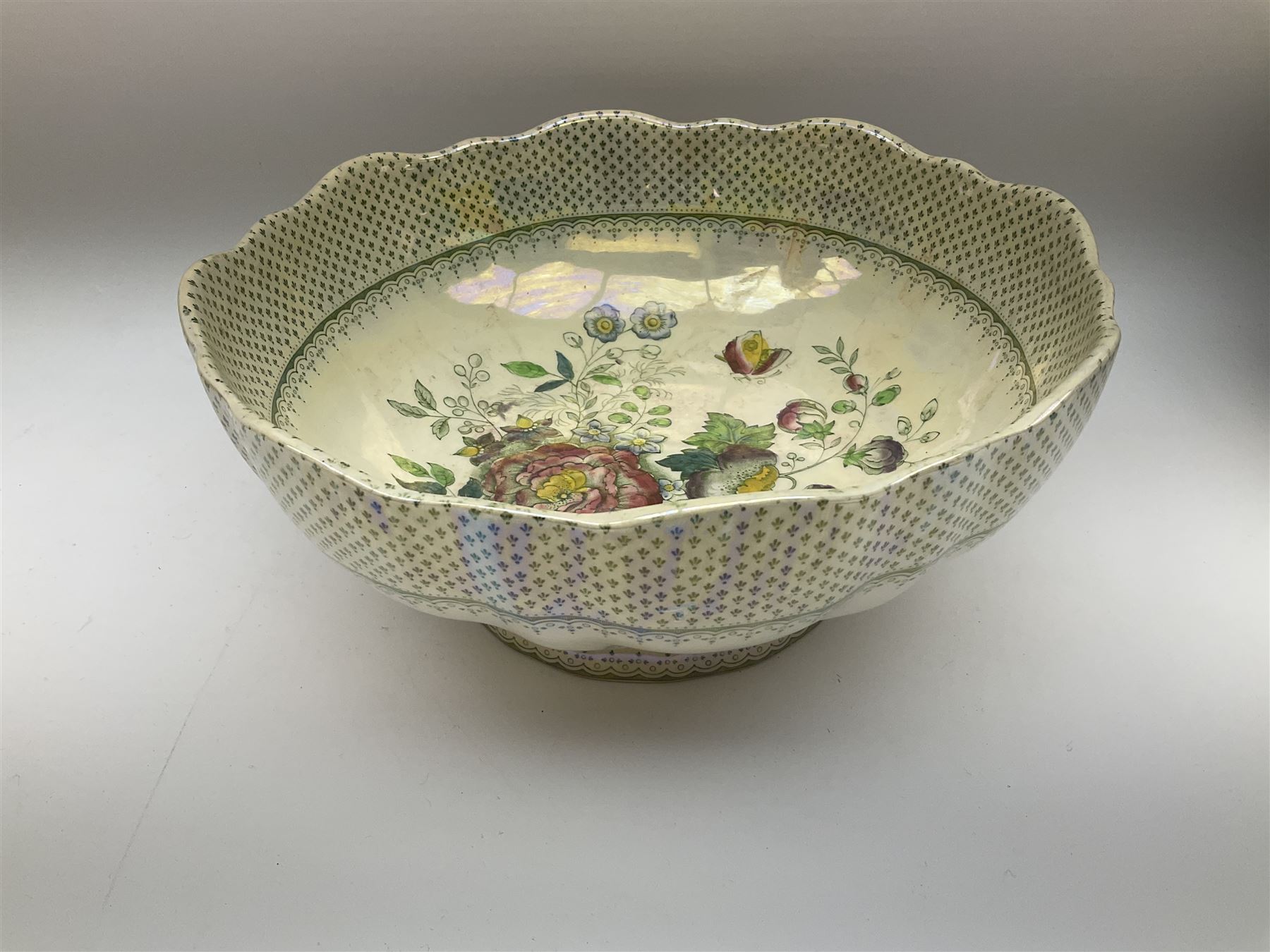 Five pieces of Masons Ironstone 'Paynsley' pattern lustre ware