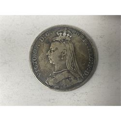Queen Victoria 1892 crown coin, six Queen Elizabeth II Great British five pound coins, commemorative fifty pence pieces etc