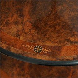 Late Victorian inlaid corner etagere with four tiers in figured walnut, top tier with pierced fretwork gallery above turned upright supports