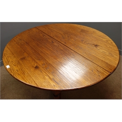  Reproduction oak extending dining table, with additional leaf, turned supports with x-shaped stretcher, H77cm, D130cm - L171cm (with leaf)  