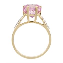 9ct gold snowflake cut fancy pink topaz ring, with white zircon shoulders, hallmarked