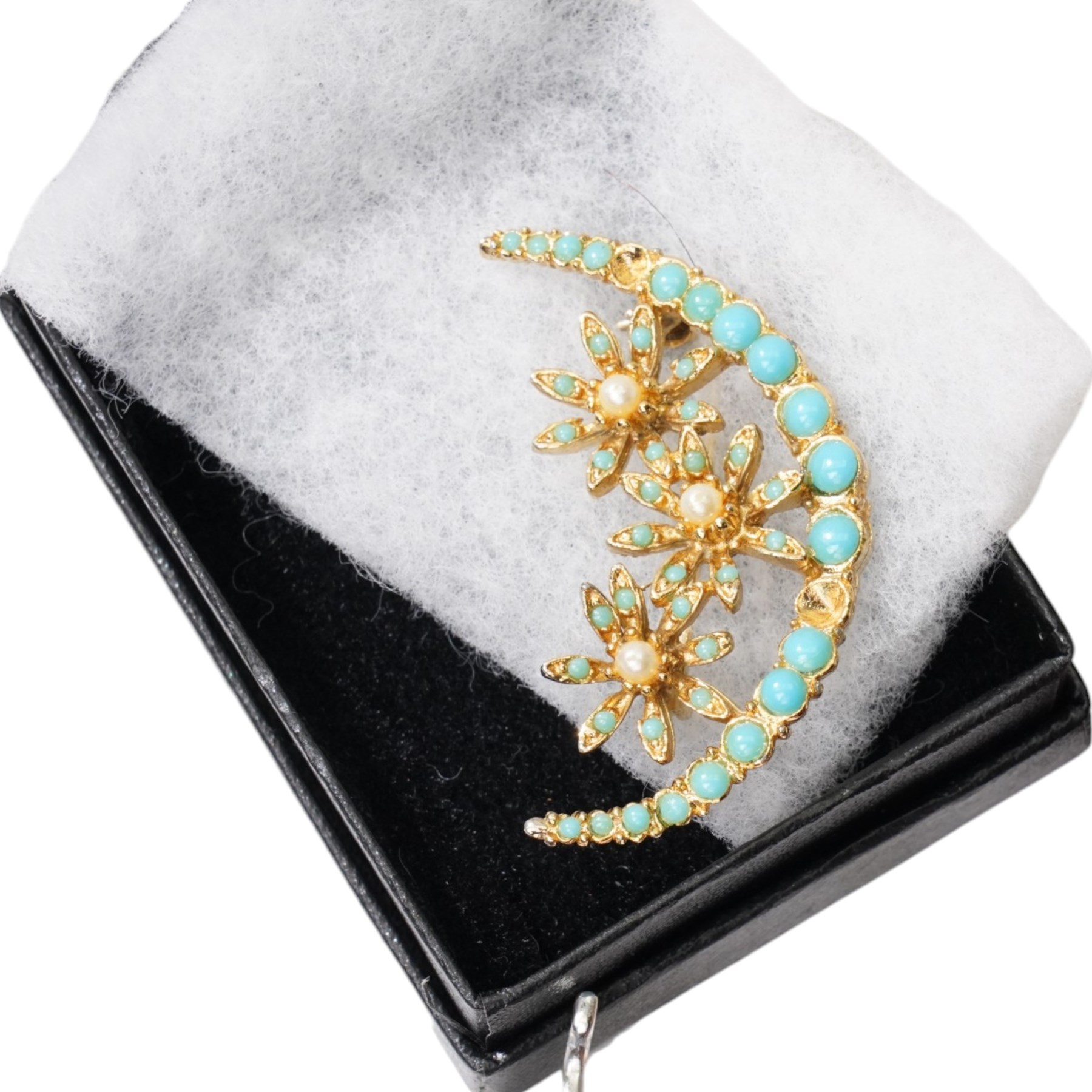 Rose gold bracelet and gold hoop earrings, both 9ct, rolled gold hunting brooch, collection of watches and jewellery boxes