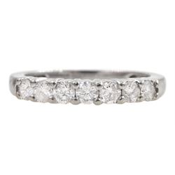 Platinum seven stone round brilliant cut diamond ring, stamped, total diamond weight 0.50 carat