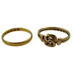 Victorian 18ct gold knot ring, London 1893 and a 22ct gold wedding band, hallmarked