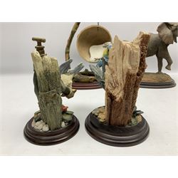 Country Artists figures, to include Bluetit, Elephant, Bluetit on tap etc, together with Lilliput Lanes and other similar items 