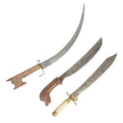 Hunting dagger, with L32cm engraved single edged blade, with a brass deer's foot cross pie...