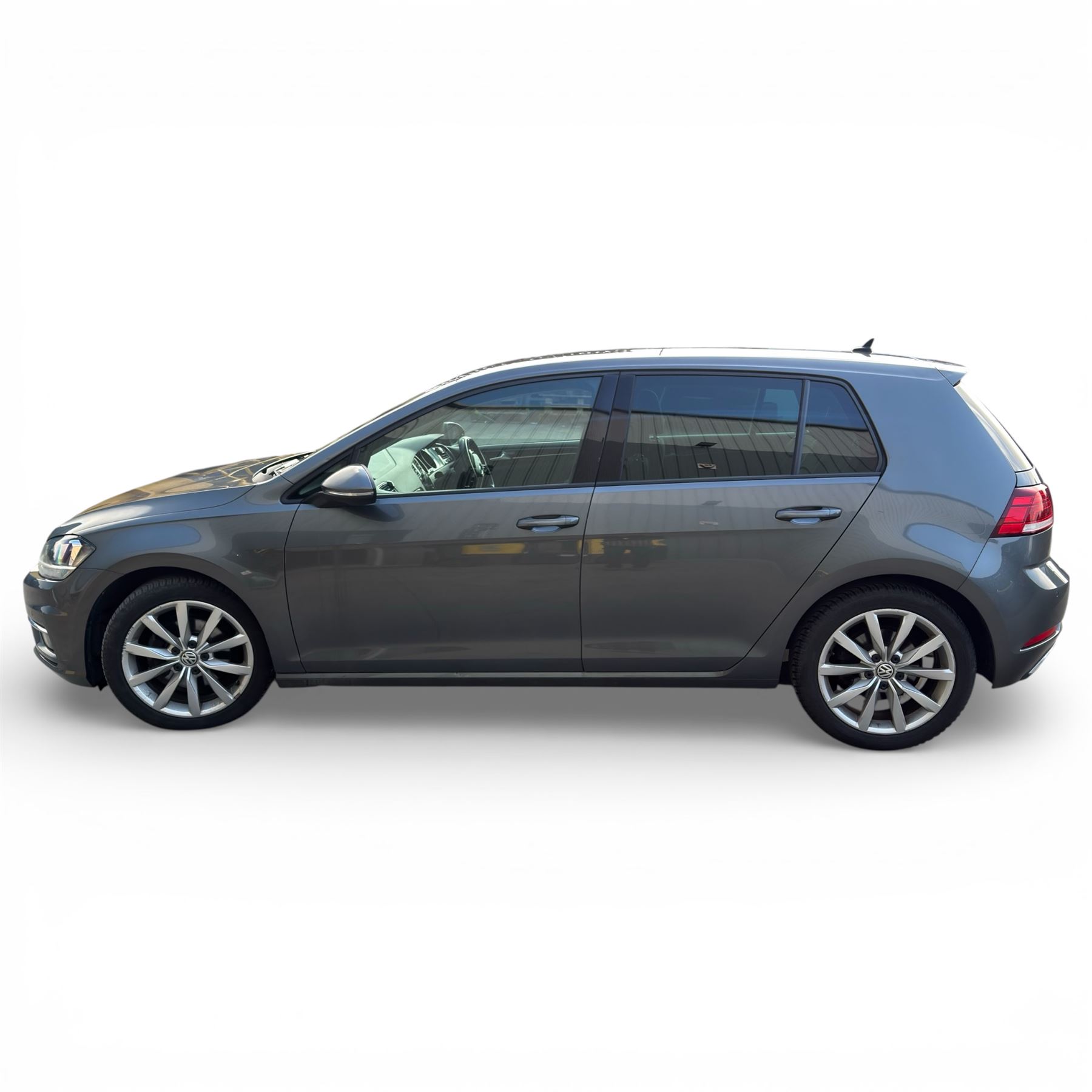 VW Golf, 2 Litre diesel, Automatic, 2018, Grey, MOT till 04/04/2026, 95.500 miles (KT67 NYB) - Car play, Parking sensors - this vehicle is subject to 10% plus VAT buyers premium (12% in total)
