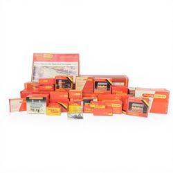 Collection of Hornby/Hornby-Tri-ang 00 gauge model railway buildings and accessories, incl...