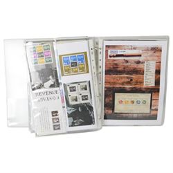 Queen Elizabeth II mint decimal stamps, mostly in presentation packs, face value of usable postage approximately 650 GBP