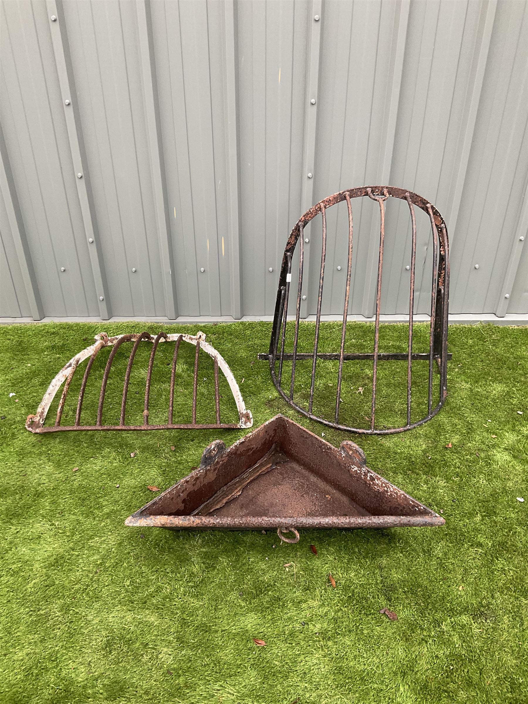 Pair of hay racks and triangular shape cast iron planter - THIS LOT IS TO BE COLLECTED BY APPOINTMENT FROM DUGGLEBY STORAGE, GREAT HILL, EASTFIELD, SCARBOROUGH, YO11 3TX