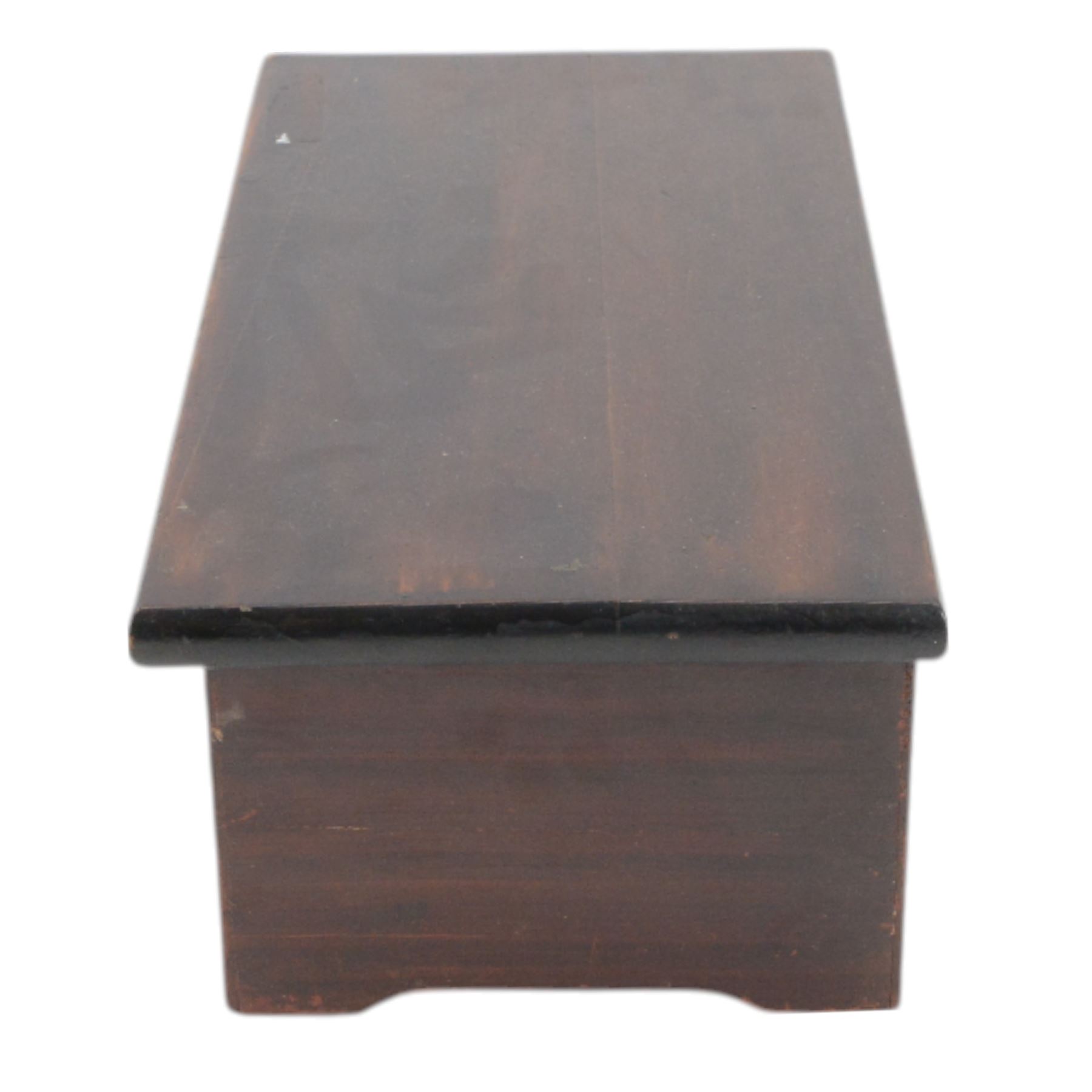 Early 20th century Swiss musical box- in a plain mahogany finished case playing six airs on a 30 tooth steel comb, with a 3-1/4”  pinned cylinder and tune indicator, with play/stop/repeat/change/ levers, crank wound spring driven barrel with Geneva stopwork, case fitted with an internal viewing glass.