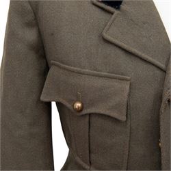 1940 French 6th Genie (engineers) officer's tunic, together with pair of M16 leather Jambieres D'Hommes officers gaiters and French Sam Browne style belt and cross strap 