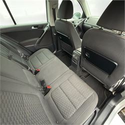 VW Tiguan, 2 Litre diesel, Automatic, 2011, Silver, MOT till 06/09/2026, 120,000 Miles (NV11 DDF)