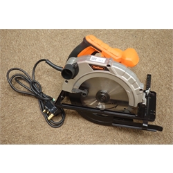  VonHaus 15/042 circular saw, 240v (This item is PAT tested - 5 day warranty from date of sale)   