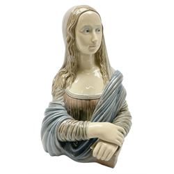 Lladro bust, La Gioconda, modelled as a bust of a woman, sculpted by Francisco Catalá, with original box, no 5337, year issued 1985, year retired 1987, H29cm 