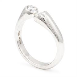 Platinum two stone diamond ring, the two bezel set finials set with a round brilliant cut diamond, Sheffield 1996, total diamond weight approx 0.40 carat