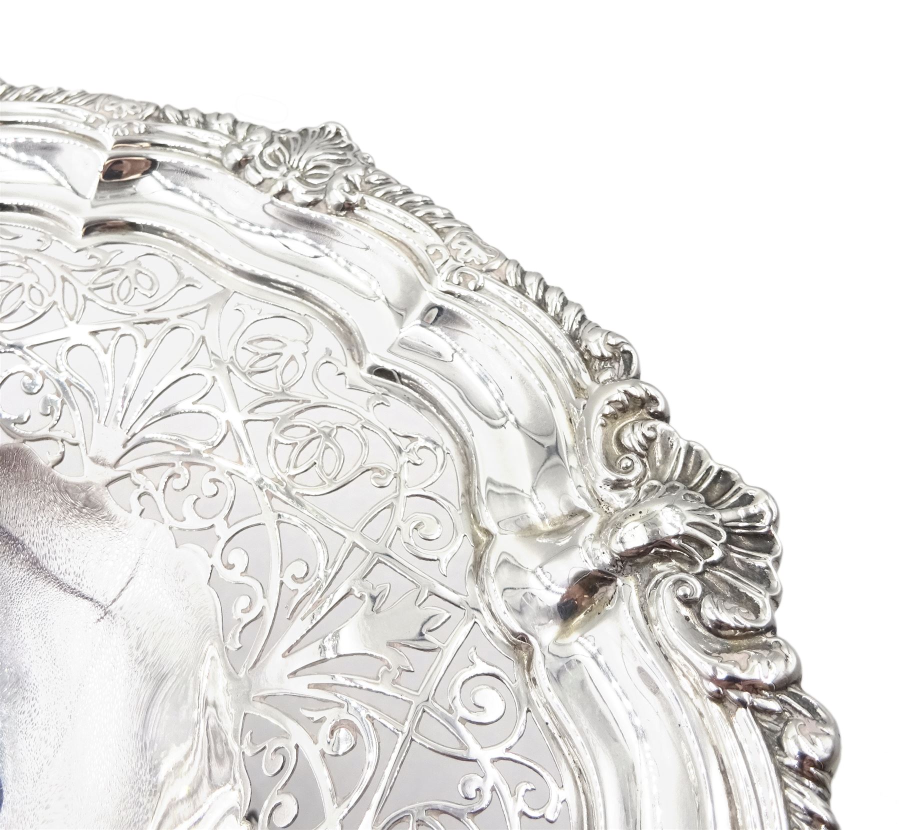Edwardian silver comport, pierced decoration by Charles & George Asprey, London 1908 approx 11.3oz