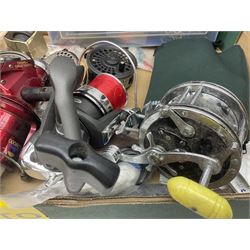 Quantity of fly and sea fishing rods and accessories, to include Shakespeare Boat 210 rod, Daiwa rod and others, and Guang Zhao FLD9000 course fishing reel, Beachmaster 7000FD, Rimfly II amd Penn Super Mariner, tackle etc
