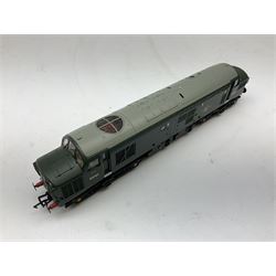Bachmann Branch-Line '00' gauge - Deltic Prototype DP1 produced exclusively for The National Railway Museum, Class 47 Diesel locomotive no. D1500, Class 37/0 Diesel locomotive no. D6707 and Class 66 'Evening star' locomotive no. 66779, all DCC ready (4)