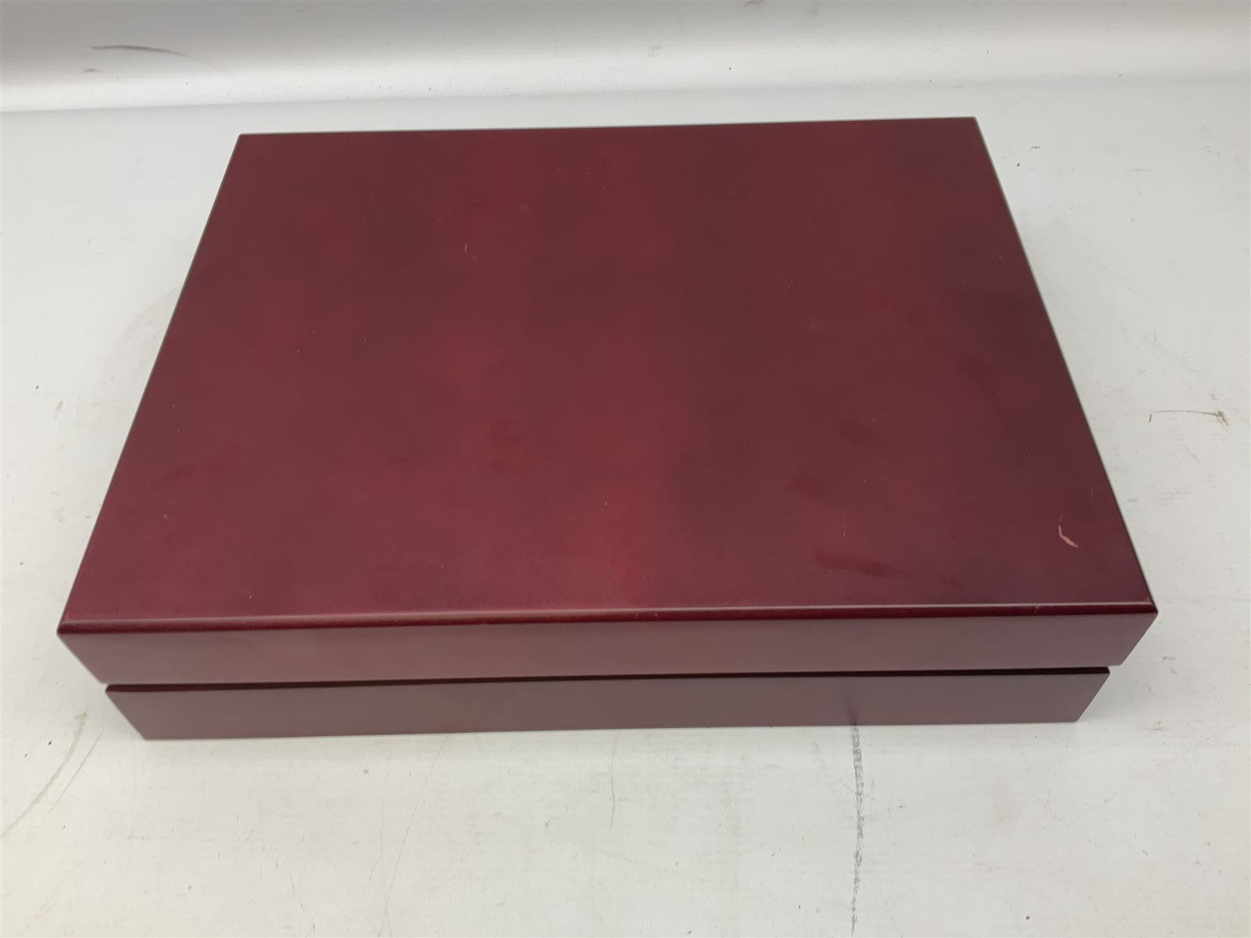 Viner's cased canteen containing 58 piece stainless steel cutlery set, L38.5cm