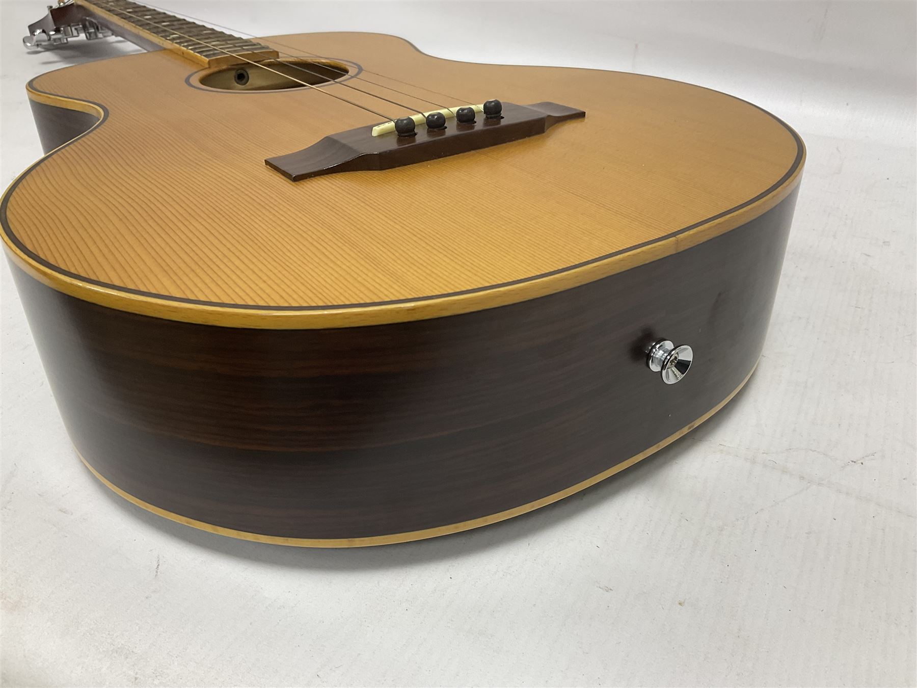 Ozark 'The Ozark Professional' tenor guitar, model no 3372, headstock stamped Ozark and with paper label to interior, in manufacturers hard case, guitar L82cm