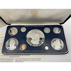 Republic of Panama 1975 proof nine coin set, from two and a half centesimos to twenty balboas, minted at The Franklin Mint, cased with certificate