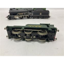 Various makers ‘00’ gauge - Hornby Class D41/1 4-4-0 ‘Yorkshire’ locomotive no.62700 in BR black and Green Schools Class 4-4-0 ‘Wellington’ locomotive no.30902 in BR green; G&R Wrenn Class R1 Tank 0-6-0T locomotive no.1127 in green; Trix Trains Class A2 4-6-2 ‘A.H.Peppercorn’ locomotive no.525 in LNER green (4) 