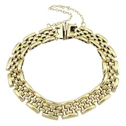 9ct gold link bracelet, stamped 375