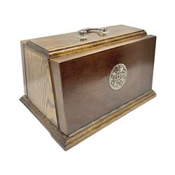 Silver plated canteen of kings pattern c