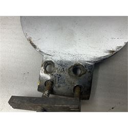 Four car badges, comprising two RAC, AA and a Morgan Sports Car Club example, together with a Royal Coat of Arms plaque (5)