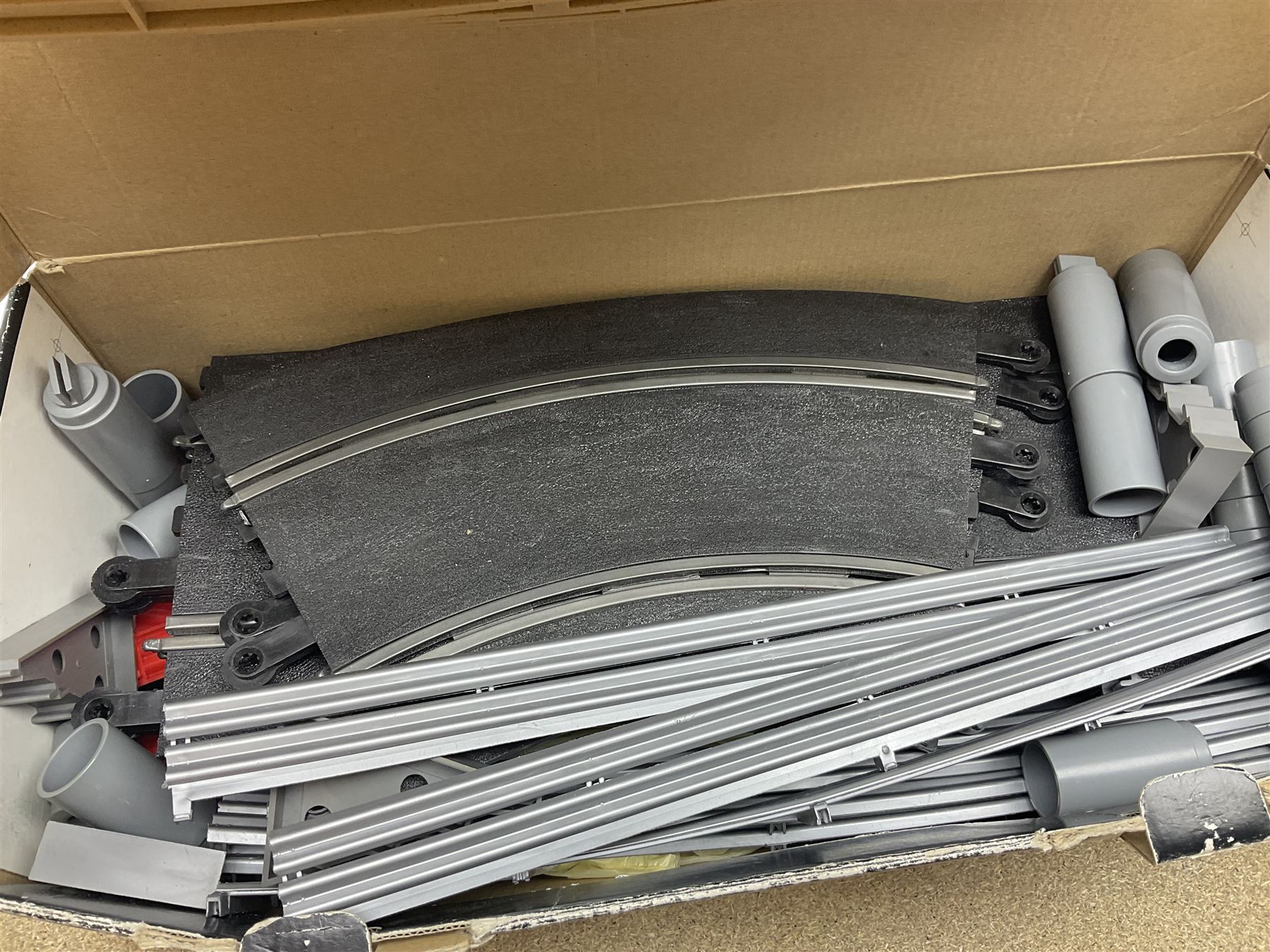 Scalextric - Scalextric 400 C587 set with March Ford 721 and JPS Formula One cars; Calibra Cup set with Motorsport Calibra and Old Spice Calibra; C8040 Track Extension Pack, Hump Back Bridge part-set and unassociated SuperSlot 1:32 scale die-cast Williams-Toyota FW29 unassembled car in four blister packs 