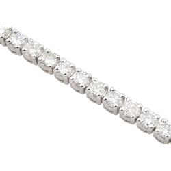 18ct white gold round brilliant cut diamond bracelet, stamped 750, total diamond weight approx 3.00 carat