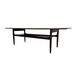 Kofod Larsen for G-Plan - teak coffee table, rectangular top over undertier, on tapering supports