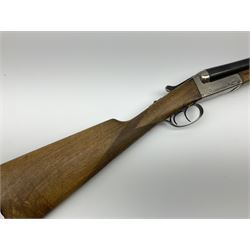 Spanish Master 12-bore side-by-side double barrel boxlock ejector sporting gun, 70.5cm barrels, pale walnut stock with chequered grip and plain fore-end and thumb safety, serial no.130828, L113cm SHOTGUN CERTIFICATE REQUIRED