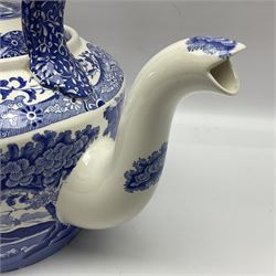 Spode blue and white kettle, decorated in the Italian pattern, with printed mark beneath, H30cm.