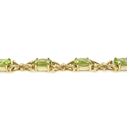  9ct gold peridot link bracelet stamped 375   