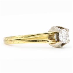 18ct gold diamond ring, four claw set with a single round brilliant cut diamond of approx 0.35 carat
