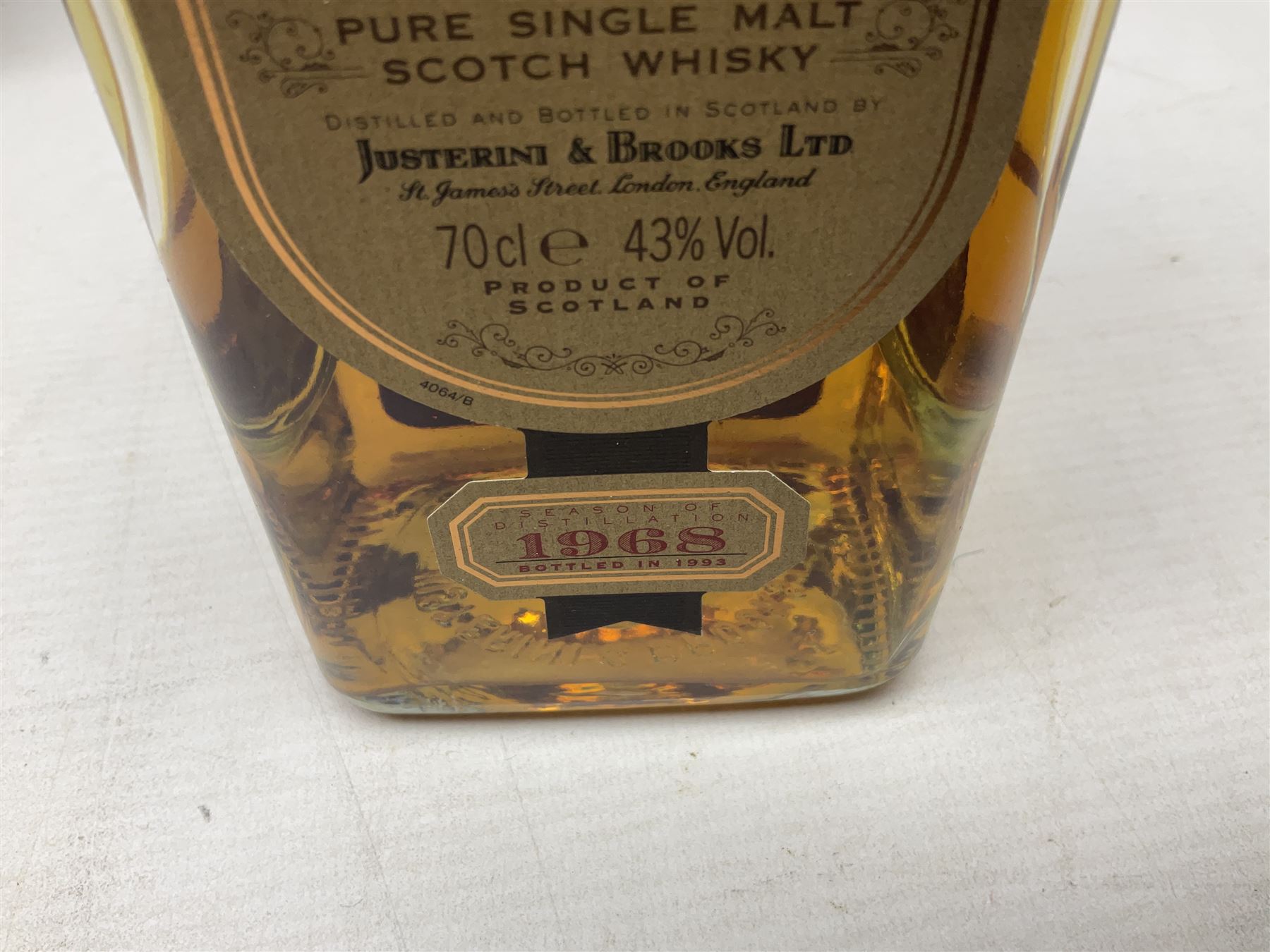 Knockando, 1968, Extra Old Reserve single malt Scotch Whisky, 70cl, 43% vol, in original presentation box  