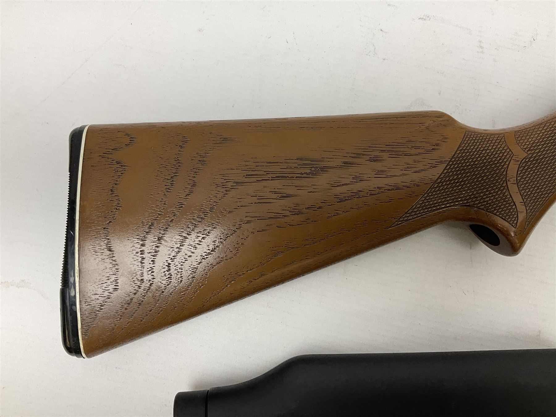 Crosman 760 .177 cal. Junior air rifle with under lever faux pump action and simulated wooden fittings; serial no.278047476, L90cm overall; and SMK B1 Synthetic .22 cal. Youth's air rifle with break-barrel action and 4 x 20 scope; serial no.1721229956084915F, L98.5cm overall (2)  NB: AGE RESTRICTIONS APPLY TO THE PURCHASE OF AIR WEAPONS.