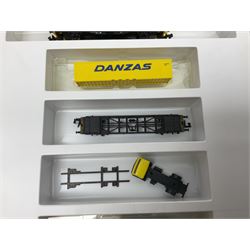 Trix Minitrix 'N' gauge - No.12363 'LINT' Diesel Powered Rail Car 'bendy' train; boxed; and No.11411 DB Zugset 'Danzas' goods set; boxed (2)