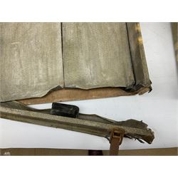 Selmer Clavioline portable electric keyboard, in original case, amp & speaker combined in lid, H41cm, W56.5cm