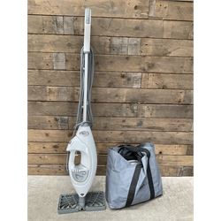 Shark Lift Away Professional steam mop and accessories 