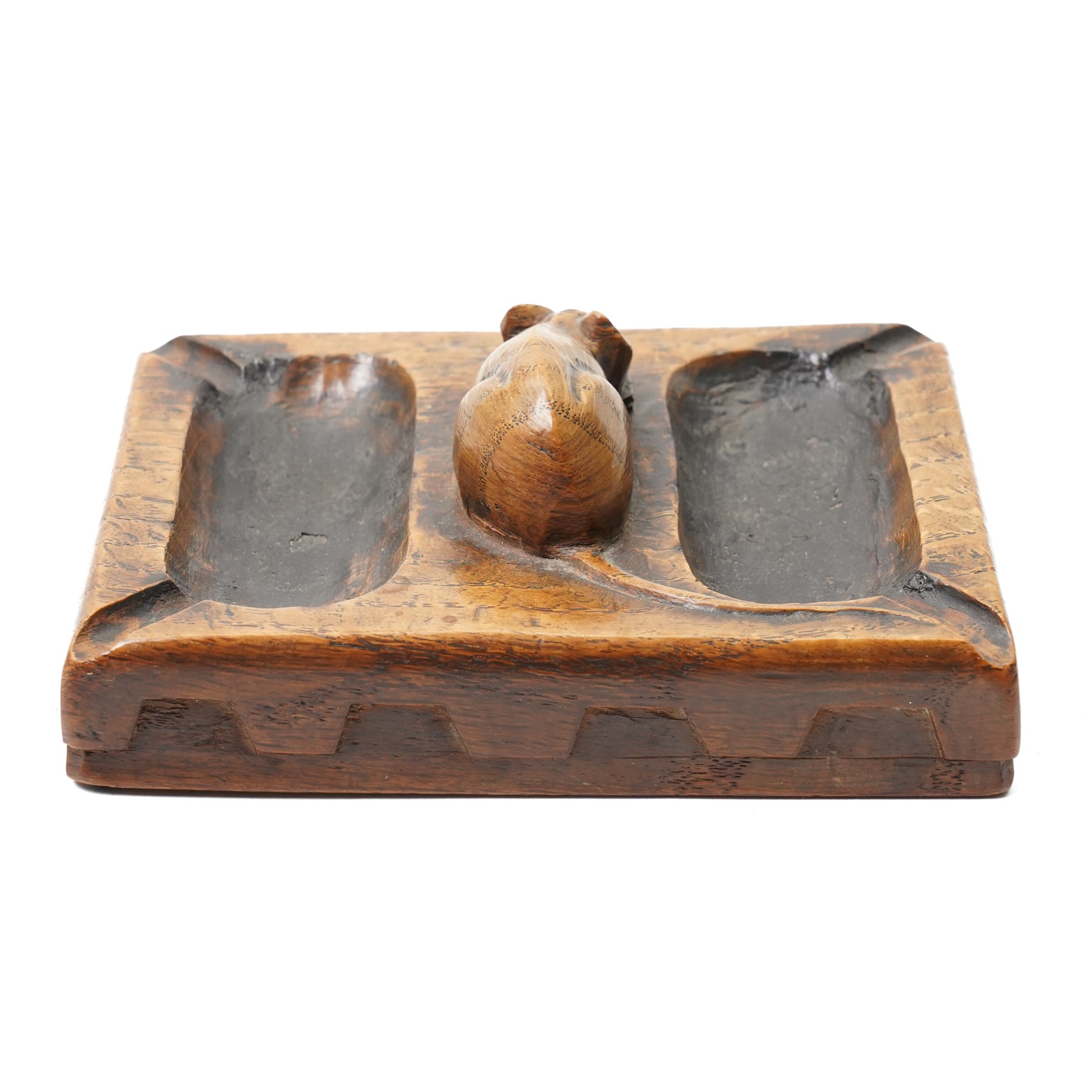 Mouseman - oak double ashtray, with penny moulded carved edge, with carved mouse signature, by the workshop of Robert Thompson of Kilburn