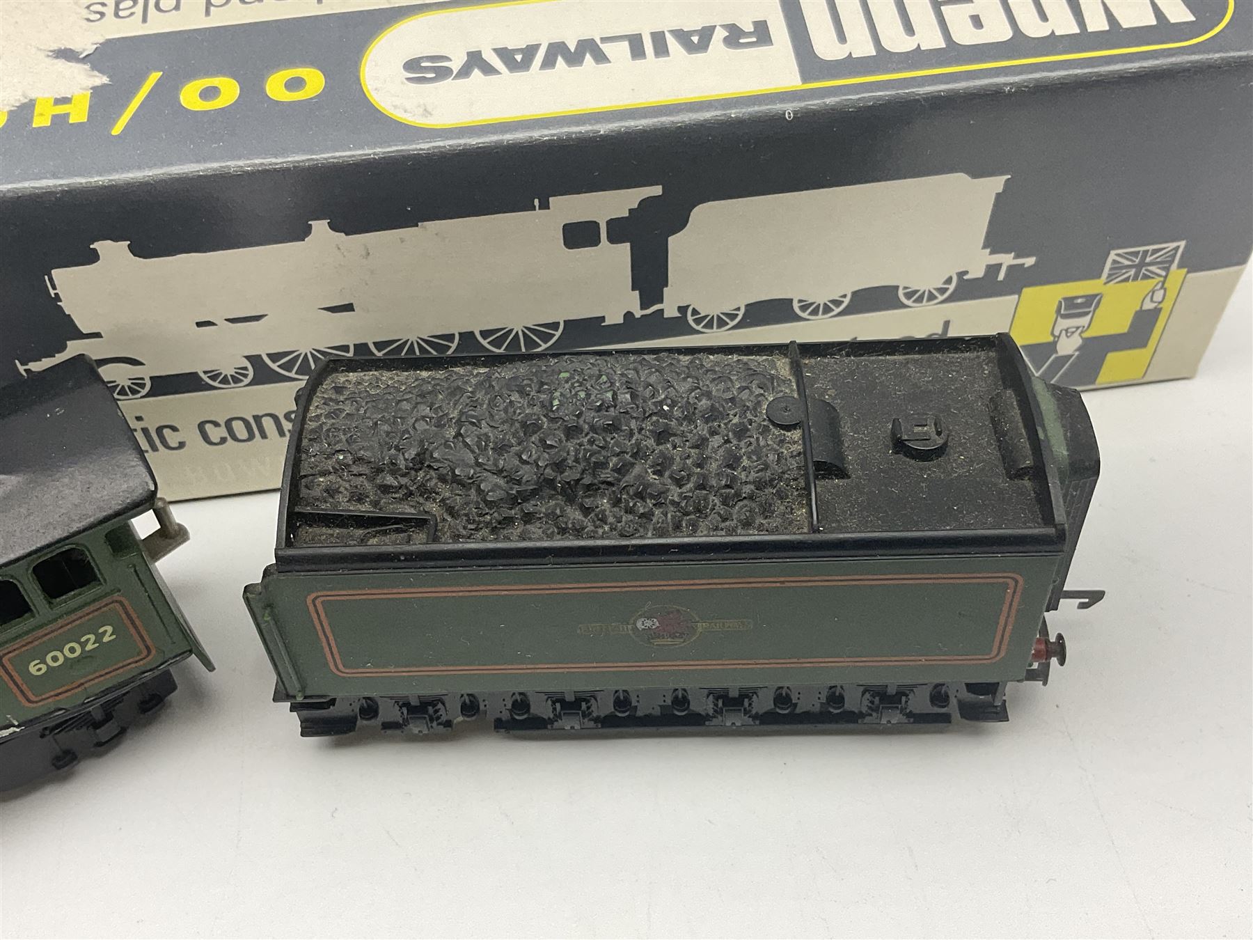 Wrenn '00/H0' gauge - Class A4 4-6-2 locomotive 'Mallard' No.60022; boxed with manual