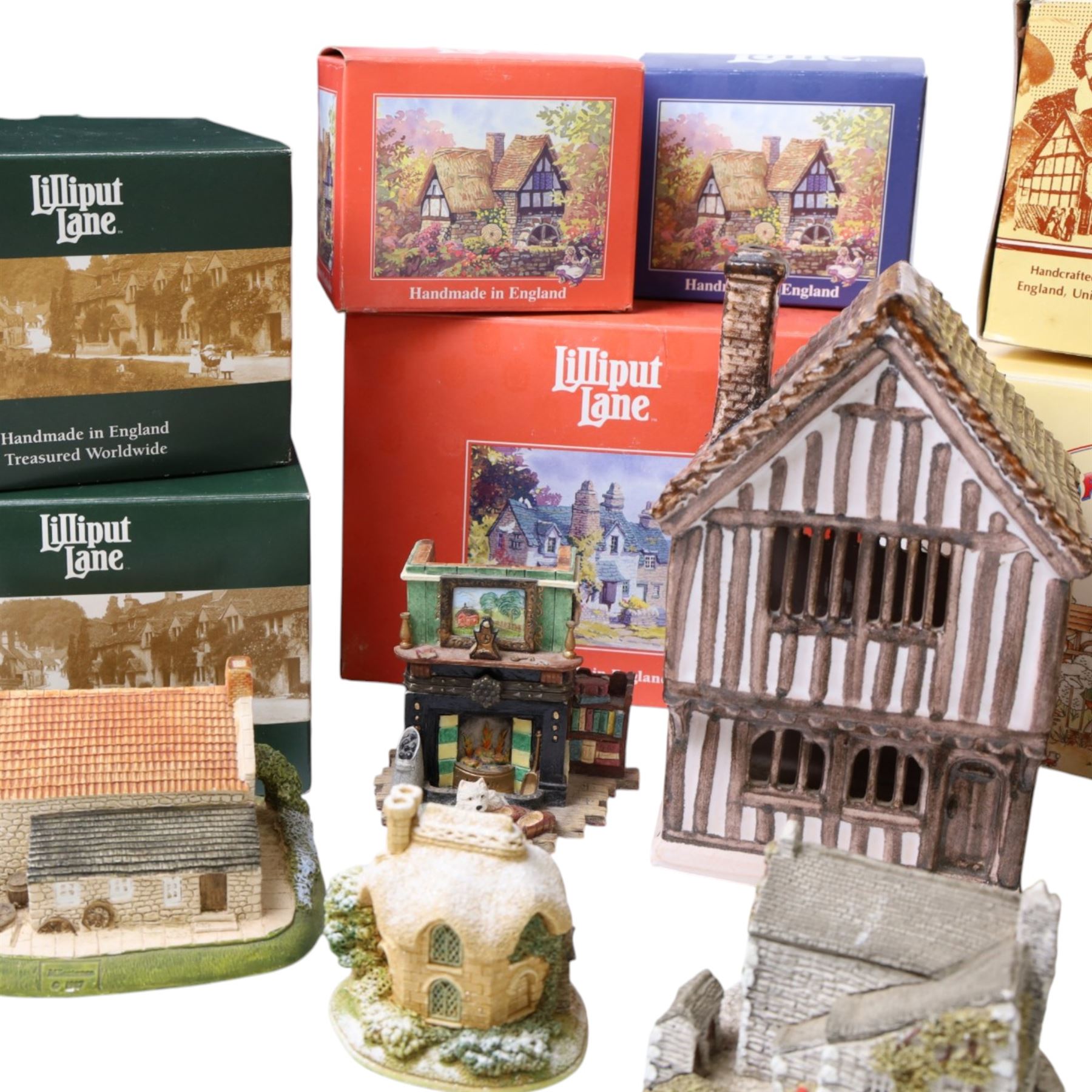 Collection of Lilliput Lanes, including Derwent Le Dale, Sawrey Gill, Golden Memories etc, together with similar 